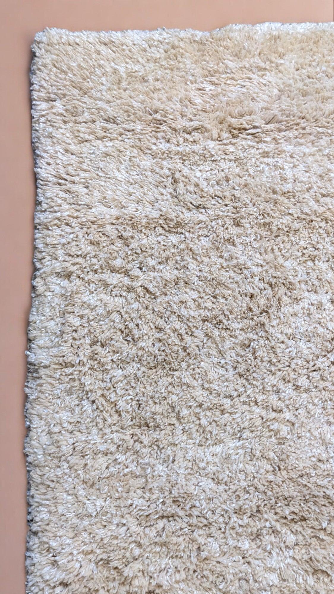 Lumen Shaggy Hand Knotted Rug - 266 x 193 cm